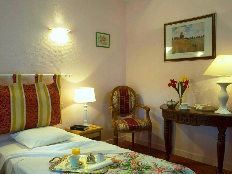 Logis Chez Bach Hotel Chaussin Luaran gambar