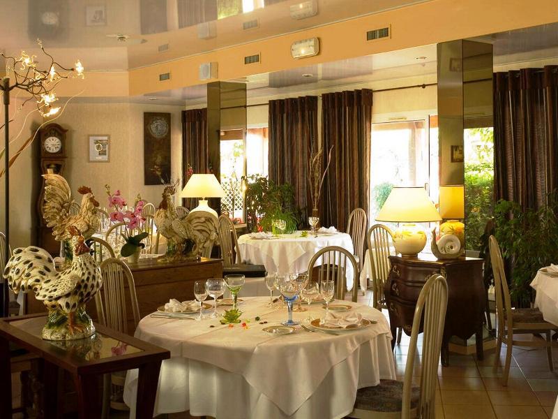 Logis Chez Bach Hotel Chaussin Luaran gambar